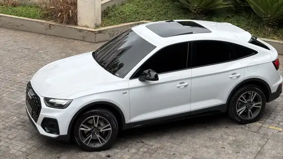 AUDI-Q5-2023