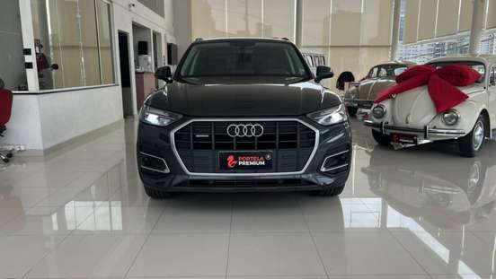 AUDI-Q5-2022