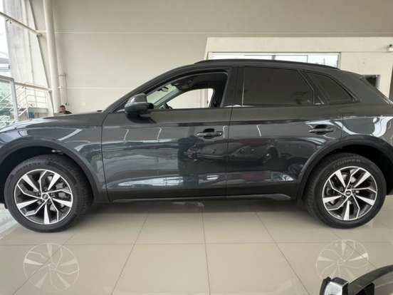 AUDI-Q5-2.0 45 TFSI GASOLINA PRESTIGE QUATTRO S TRONIC AUDI-Q5-2022