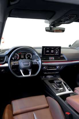 AUDI-Q5-2022