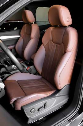 AUDI-Q5-2022