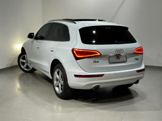 AUDI-Q5-2013