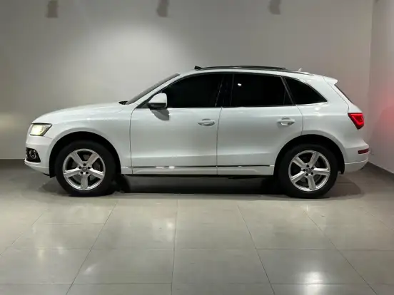 AUDI-Q5-3.0 TFSI AMBITION V6 24V GASOLINA 4P AUTOMÁTICO AUDI-Q5-2013