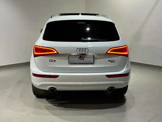 AUDI-Q5-3.0 TFSI AMBITION V6 24V GASOLINA 4P AUTOMÁTICO AUDI-Q5-2013