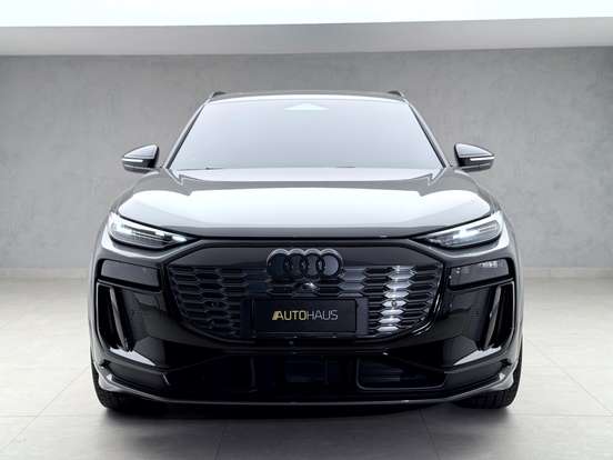 AUDI-Q6 E-TRON-100 KW ELÉTRICO PERFORMANCE BLACK QUATTRO AUDI-Q6 E-TRON-2024