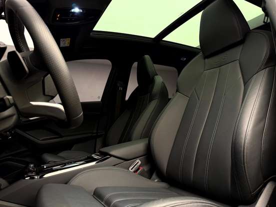 AUDI-Q6 E-TRON-2024