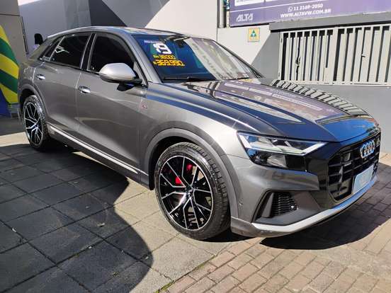 AUDI-Q8-3.0 TFSI GASOLINA PERFORMANCE BLACK QUATTRO TIPTRONIC AUDI-Q8-2019