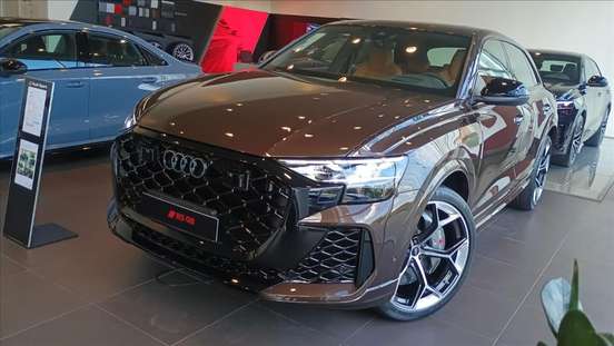 AUDI-RS Q8-2025