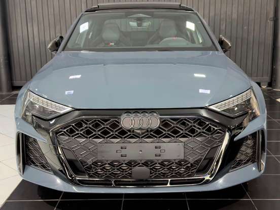 AUDI-RS3-2025