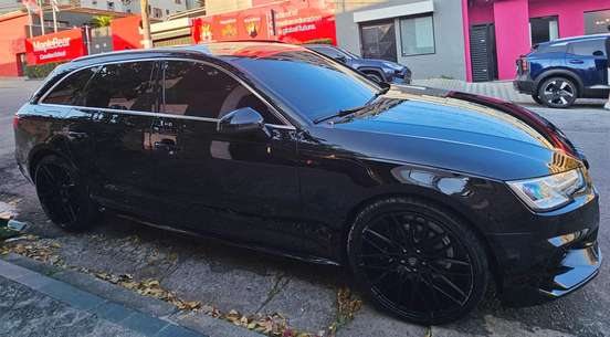 AUDI-A4-2018