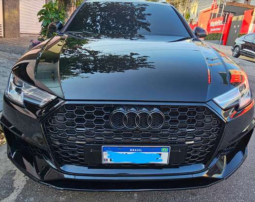 AUDI-A4-2018