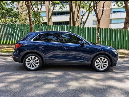AUDI-Q3-2020