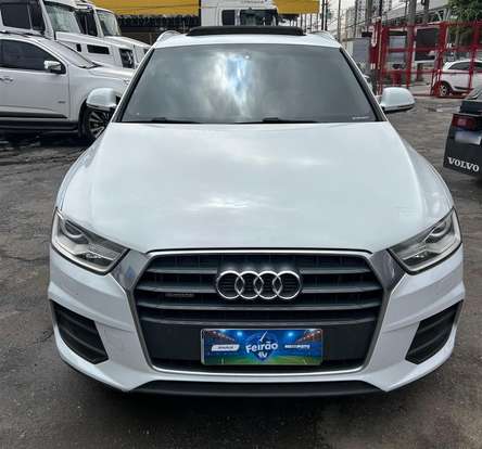 AUDI-Q3-2015