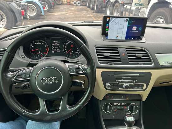 AUDI-Q3-2015