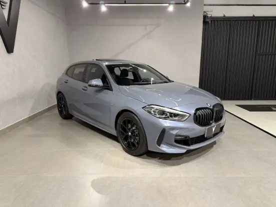 BMW-118i-2023