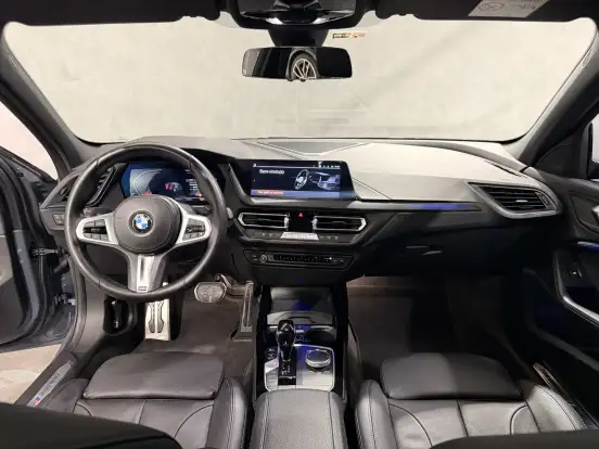 BMW-118i-1.5 12V GASOLINA M SPORT STEPTRONIC BMW-118i-2023