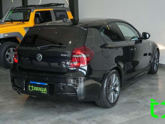 BMW-118i-2.0 TOP HATCH 16V GASOLINA 4P AUTOMÁTICO BMW-118i-2011