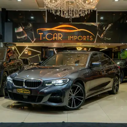 BMW-320i-2021