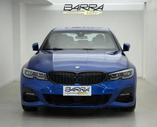 BMW-320i-2020