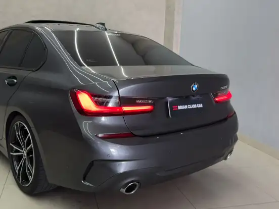 BMW-320i-2.0 16V TURBO FLEX M SPORT AUTOMÁTICO BMW-320i-2022