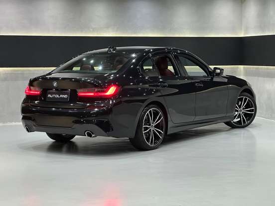 BMW-320i-2.0 16V TURBO FLEX M SPORT AUTOMÁTICO BMW-320i-2022