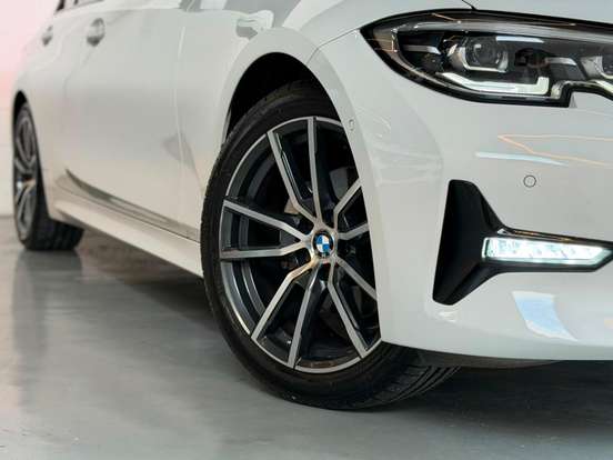 BMW-320i-2.0 16V TURBO FLEX SPORT GP AUTOMÁTICO BMW-320i-2021