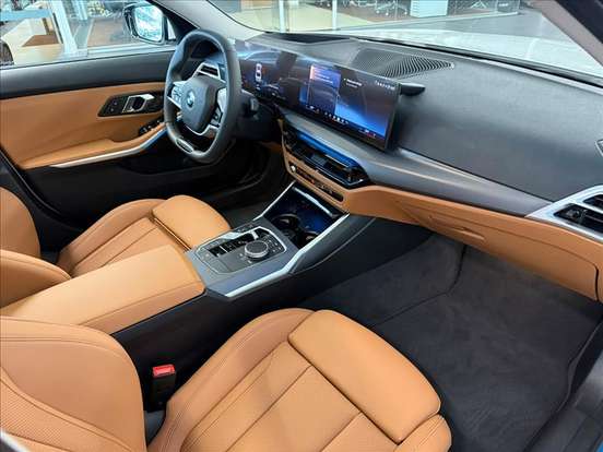 BMW-320i-2024
