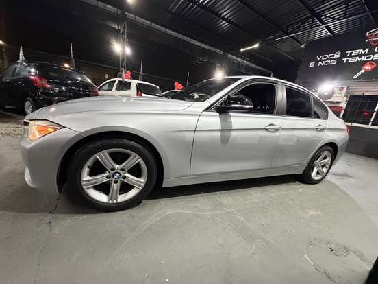 BMW-320i-2.0 16V TURBO GASOLINA 4P AUTOMÁTICO BMW-320i-2013
