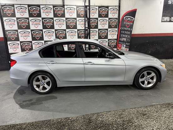 BMW-320i-2.0 16V TURBO GASOLINA 4P AUTOMÁTICO BMW-320i-2013