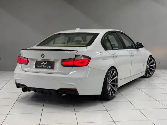 BMW-328i-2012