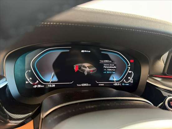 BMW-530e-2022