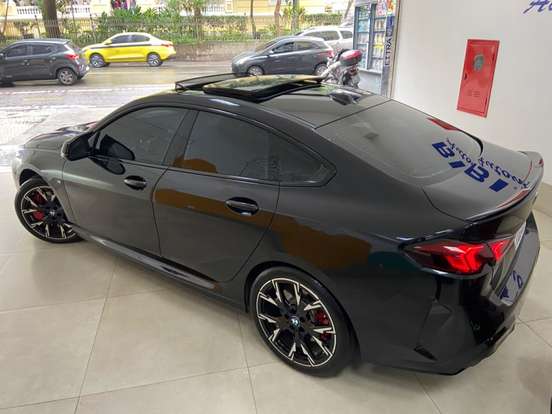 BMW-M 235i-2025