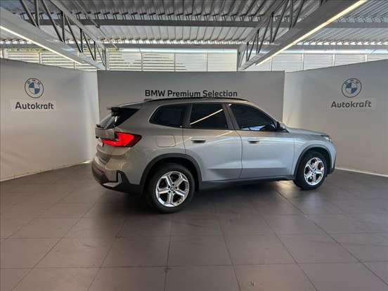 BMW-X1-2023