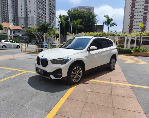 BMW-X1-2.0 16V TURBO ACTIVEFLEX SDRIVE20I GP 4P AUTOMÁTICO BMW-X1-2019