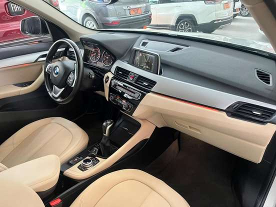 BMW-X1-2016