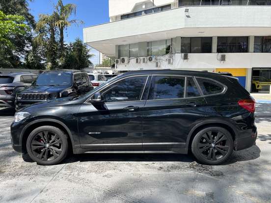 BMW-X1-2016