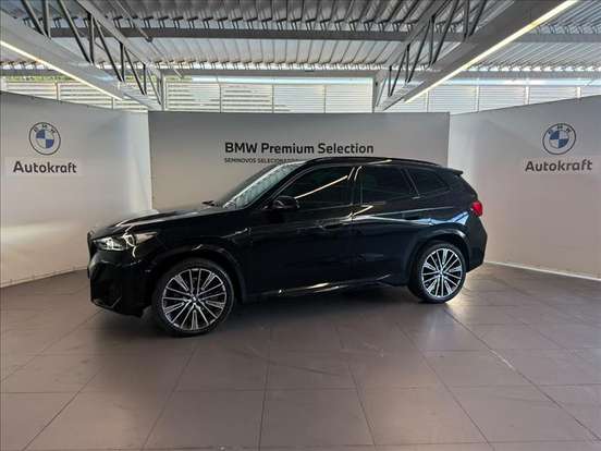 BMW-X1-2025
