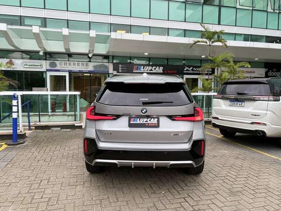 BMW-X1-2024