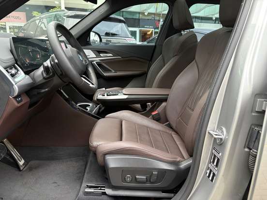 BMW-X1-2024