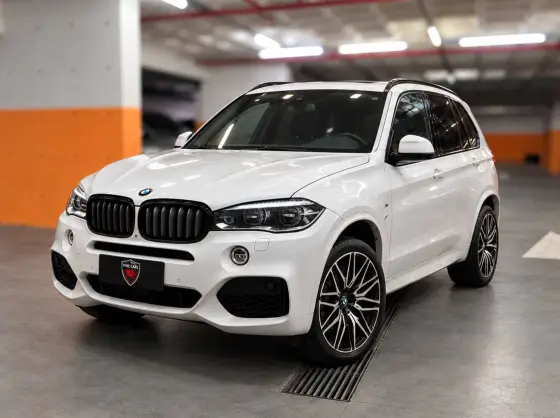 BMW X5 3.0 4X4 M50D I6 TURBO DIESEL 4P AUTOMÁTICO