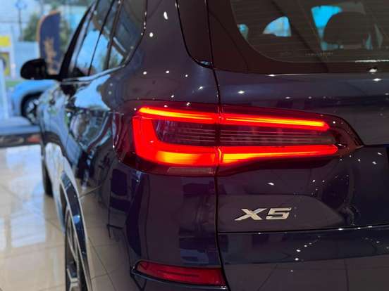 BMW-X5-3.0 I6 TURBO HÍBRIDO XDRIVE45E M SPORT AUTOMÁTICO BMW-X5-2022