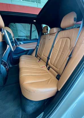 BMW-X5-2021