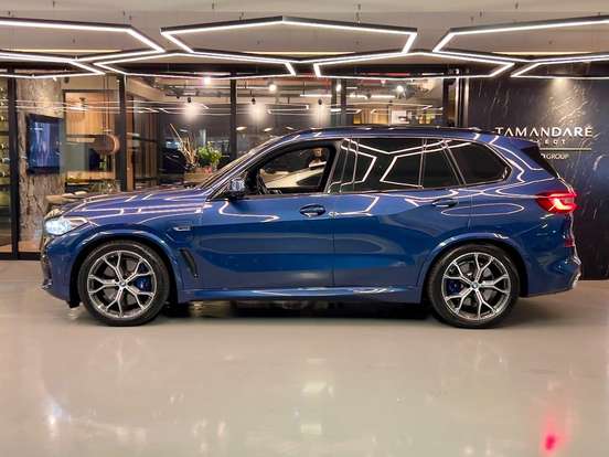 BMW-X5-2022