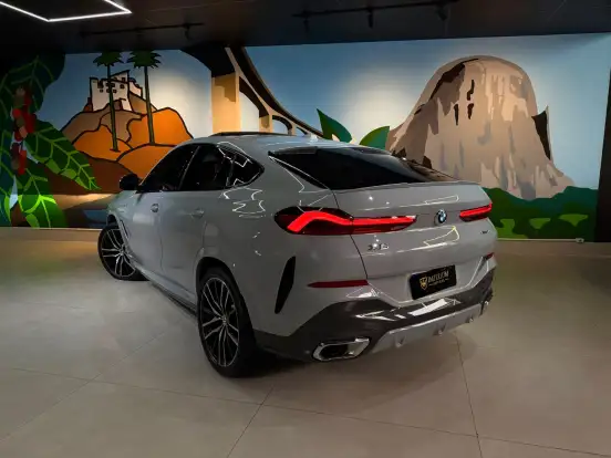 BMW-X6-3.0 TWINPOWER GASOLINA XDRIVE40I M SPORT AUTOMÁTICO BMW-X6-2024