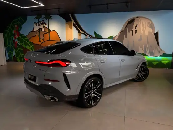 BMW-X6-3.0 TWINPOWER GASOLINA XDRIVE40I M SPORT AUTOMÁTICO BMW-X6-2024