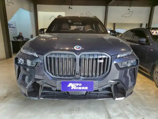 BMW-X7-4.4 V8 GASOLINA M60i STEPTRONIC BMW-X7-2024
