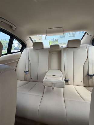 BMW-320i-2014