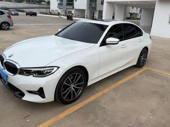 BMW-320i-2.0 16V TURBO GASOLINA SPORT GP AUTOMÁTICO BMW-320i-2019