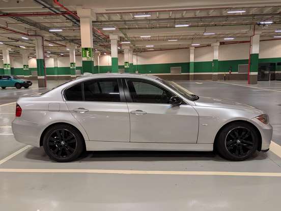 BMW-325i-2.5 SEDAN 24V GASOLINA 4P AUTOMÁTICO BMW-325i-2007