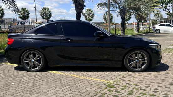 BMW-M 240i-2017